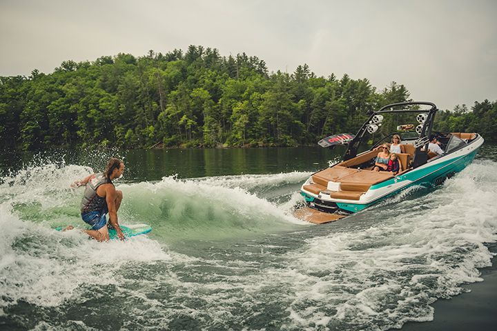 Malibu's 2019 22 LSV